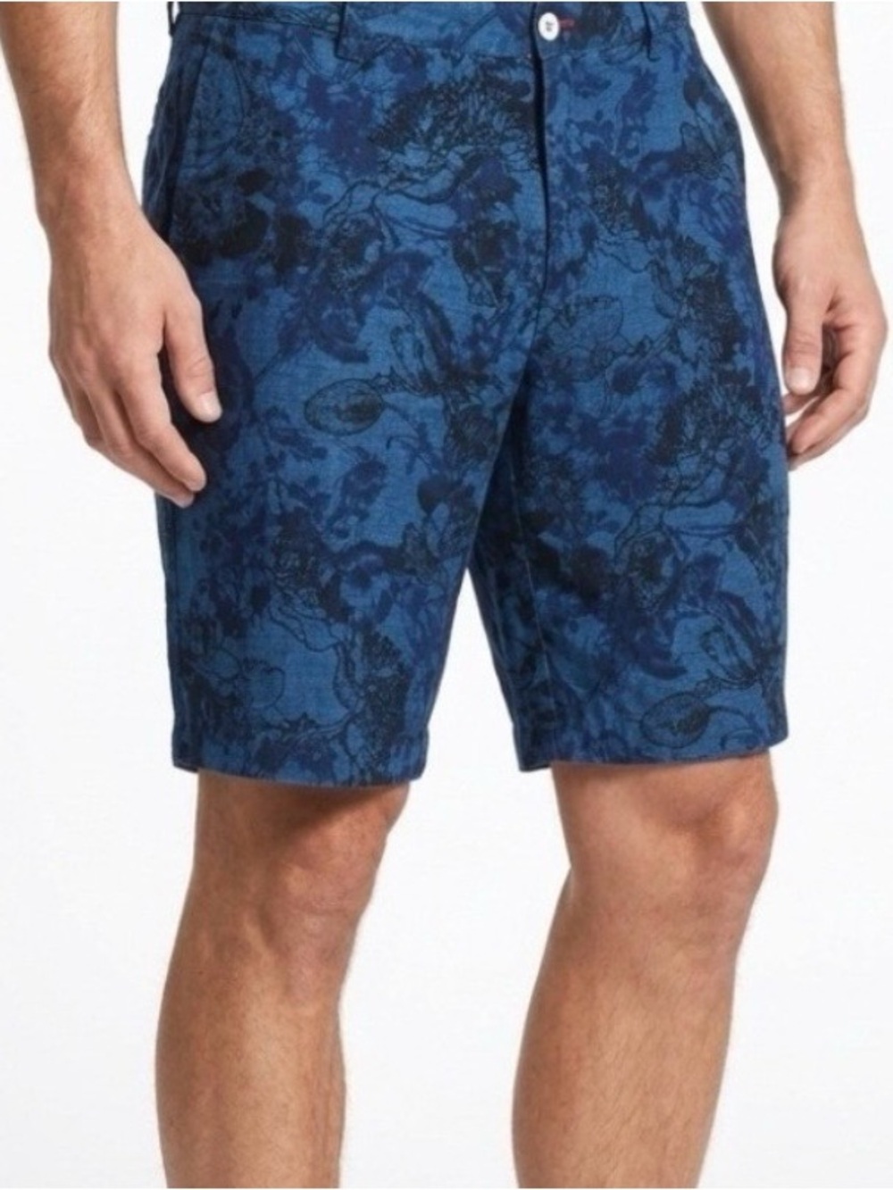 Robert Graham men's size 36 blue floral cotton chino shorts